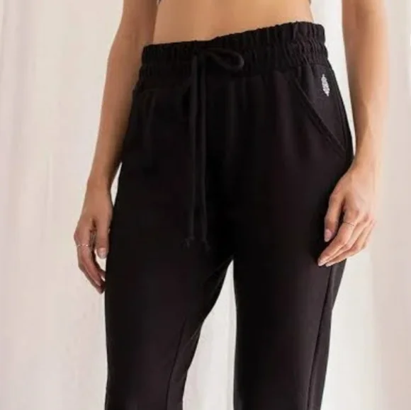 Free People Movement Sunny Skinny Sweatpants Jogger Black XS - Picture 3 of 6
